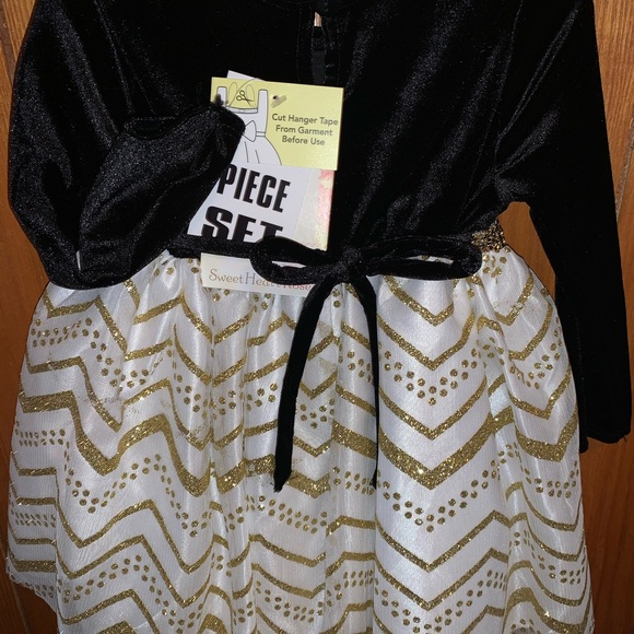 Little girl dress size infant 18 months - Picture 3 of 3